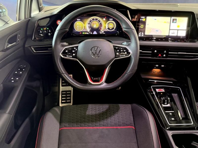 VOLKSWAGEN GOLF GTI CLUBSPORT DSG 2024