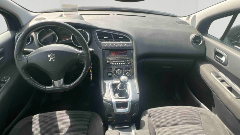 PEUGEOT 5008 2.0 HDI 150ch PREMIUM PACK 2010