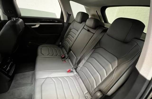 VOLKSWAGEN TOUAREG 3.0 V6 TDI 286ch / IQ LIGHT / SUSPENSION PNEUMATIQUE / HUD / R-LINE