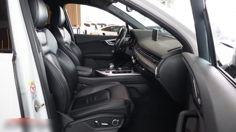 Audi SQ7 V8 4.0 TDI 435ch / Matrix LED / 7 places / BOSE / Quattro