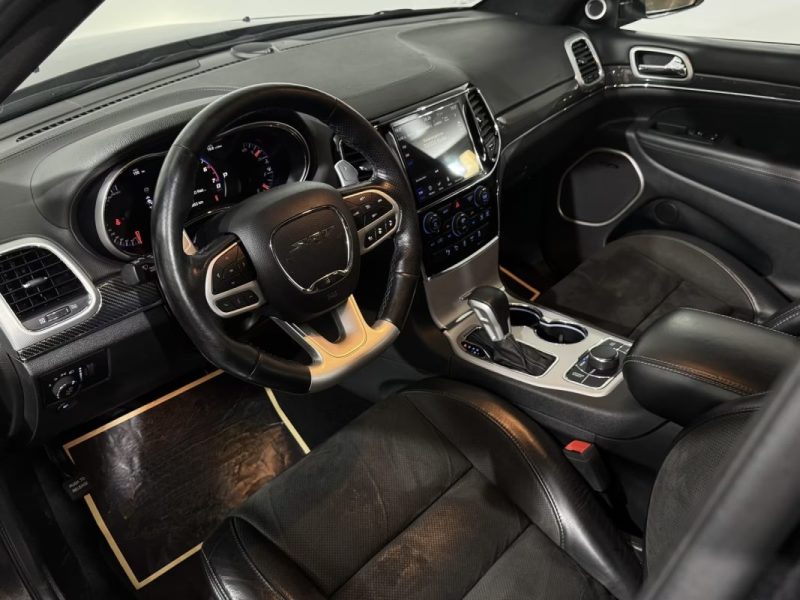 Jeep Grand Cherokee 6.4 V8 HEMI SRT 468ch / Toit ouvrant panoramique / Harman Kardon / Sièges ventil