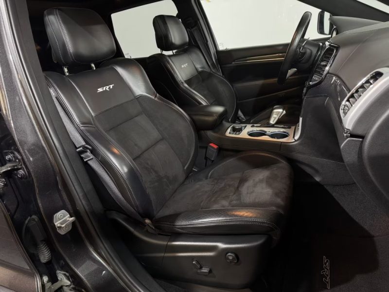 Jeep Grand Cherokee 6.4 V8 HEMI SRT 468ch / Toit ouvrant panoramique / Harman Kardon / Sièges ventil