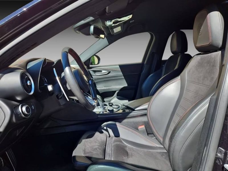 ALFA ROMEO GIULIA QUADRIFOGLIO 510ch / CARBONE / HARMAN KARDON / CAMÉRA / PACK SPORT