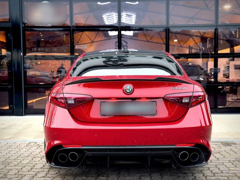 ALFA ROMEO GIULIA QUADRIFOGLIO 510ch / CARBONE / HARMAN KARDON / ACC / ROSSO COMPETIZIONE