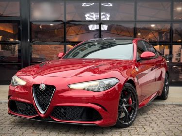 ALFA ROMEO GIULIA QUADRIFOGLIO 510ch / CARBONE / HARMAN KARDON / ACC / ROSSO COMPETIZIONE