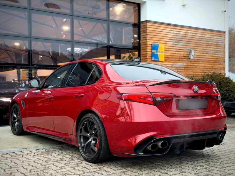 ALFA ROMEO GIULIA QUADRIFOGLIO 510ch / CARBONE / HARMAN KARDON / ACC / ROSSO COMPETIZIONE