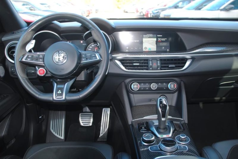 ALFA ROMEO STELVIO QUADRIFOGLIO 510ch / Toit ouvrant / Harman Kardon / ACC / Q4