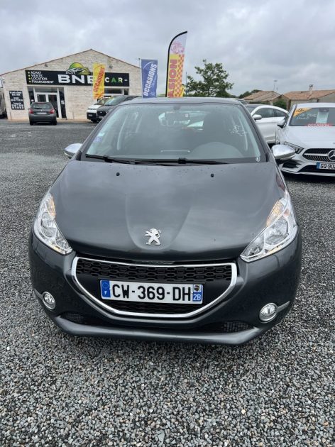 PEUGEOT 208 1.2 VTI ALLURE 5P 2013