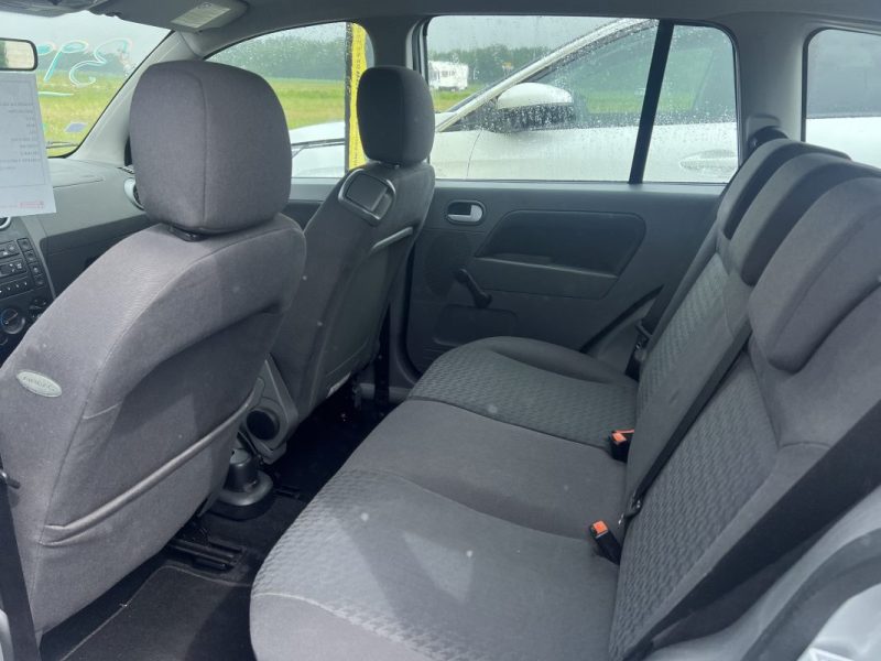 FORD FUSION 1600 TREND 2003
