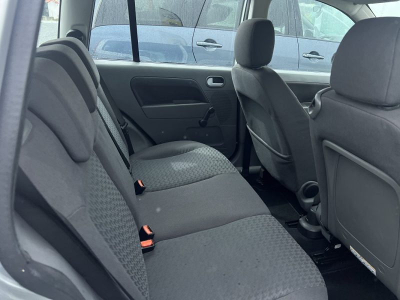FORD FUSION 1600 TREND 2003