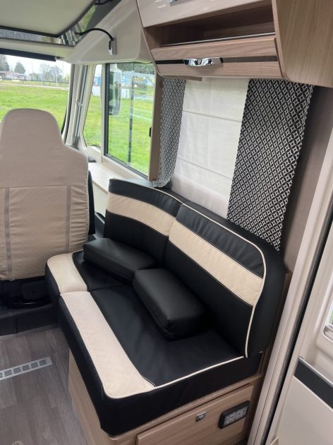 CAMPING CAR FLERRETE FLORIUM BLACK PEARL 2.3 MULTIJET 160CH 