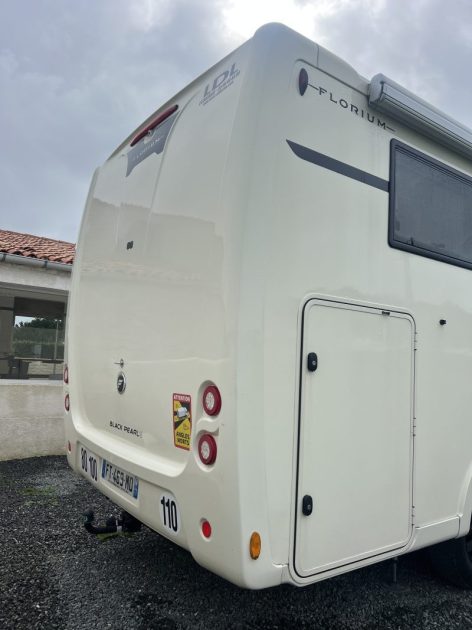 CAMPING CAR FLERRETE FLORIUM BLACK PEARL 2.3 MULTIJET 160CH 