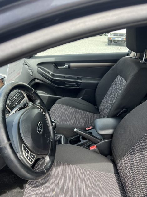 KIA CEE-D PRO CEED 1.6 126 ACTIVE 2008