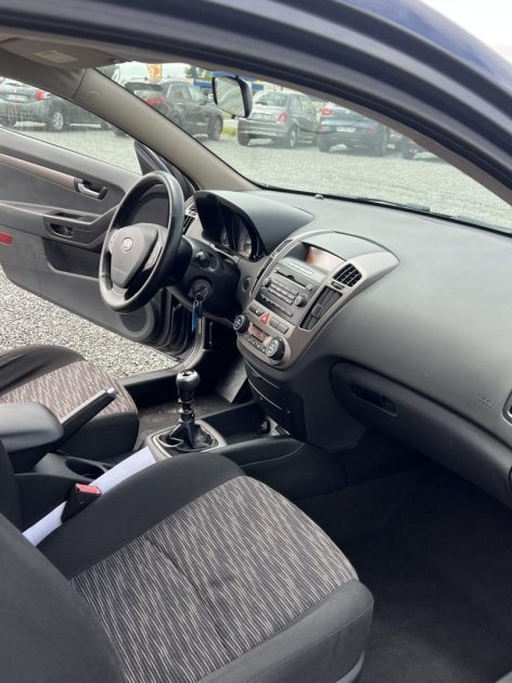KIA CEE-D PRO CEED 1.6 126 ACTIVE 2008