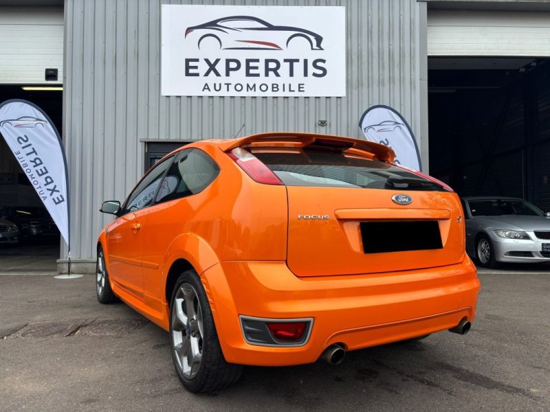 FORD  FOCUS ST 2.5L 225CV Xénon Toe Gps 