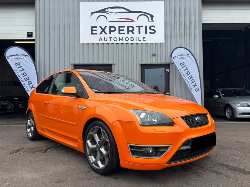 FORD  FOCUS ST 2.5L 225CV Xénon Toe Gps 