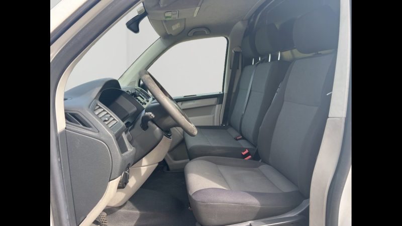 VOLKSWAGEN TRANSPORTER T6 L1H1 2.0 L TDI 102 ch TVA Récupérable