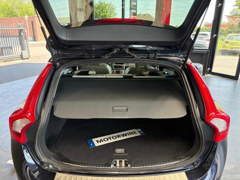 🚗 VOLVO V60 2.0 190 Ch ⚙️♨️ Sièges chauffants ☀️ Toit ouvrant 📷 Caméra de recul 🧭 GPS 🛡️Garantie