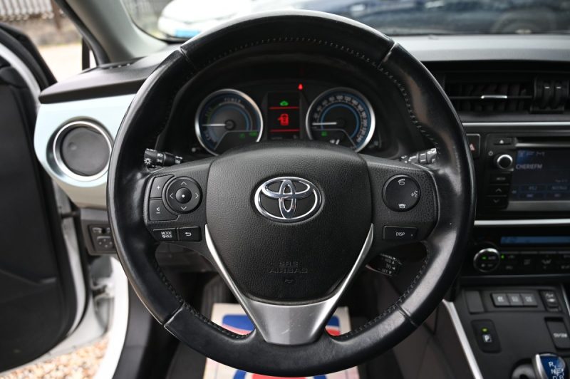 TOYOTA AURIS 1.8 HSD 136CH DYNAMIC 12/2013