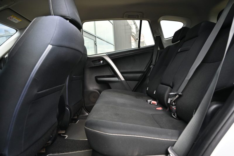 TOYOTA RAV4 2.5 HSD 197CV 2WD DYNAMIC BUSINESS 01/2017
