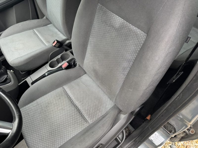 FORD C-MAX C-MAX 1.6 TDCI 110 CH 2004