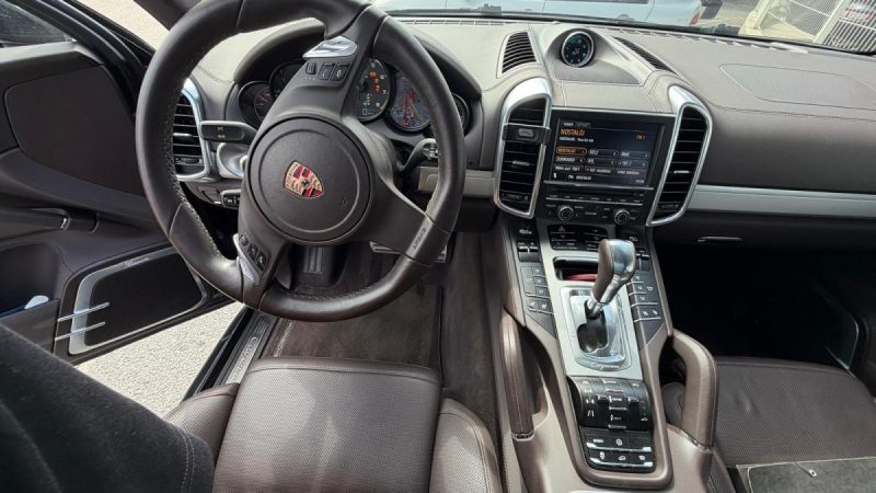 Porsche Cayenne II Turbo 4.8 V8 500cv Tiptronic 8
