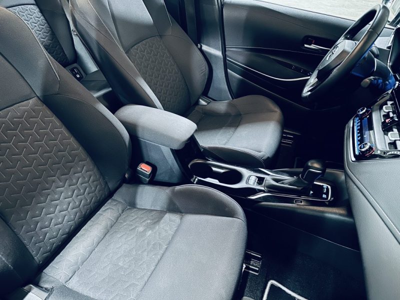 TOYOTA COROLLA 122H DYNAMIC BUSINESS 2019