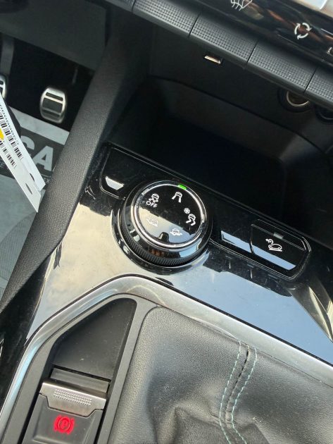 PEUGEOT 3008 CROSSWAY 2018 1L5 HDI