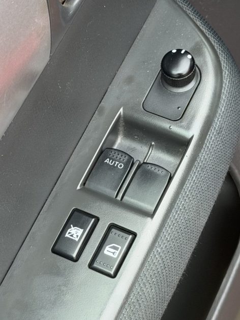 SUZUKI SWIFT 1.5 CONFORT 2007 - 59 107Kms - Premier Main - Distrib ok - SUIVIT SUZUKI