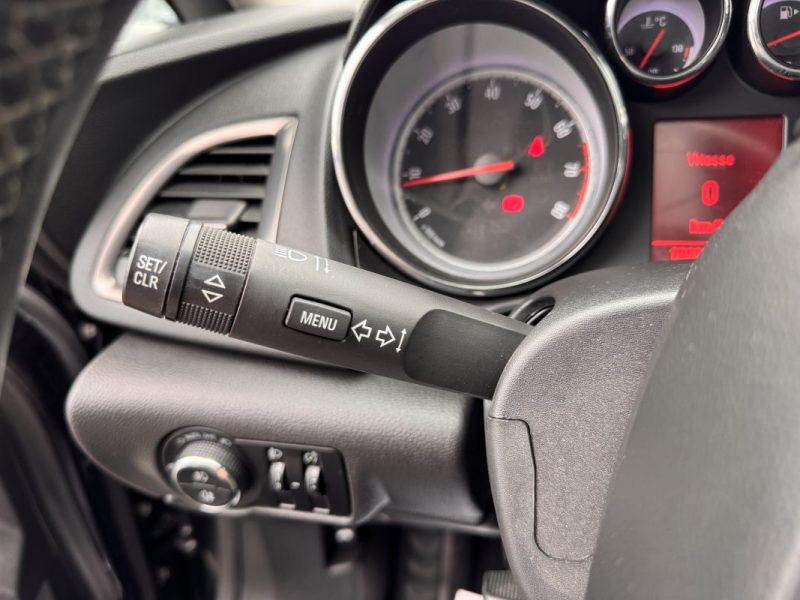 OPEL ASTRA 1.4 TURBO 140 Connect