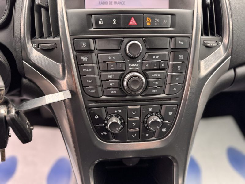 OPEL ASTRA 1.4 TURBO 140 Connect