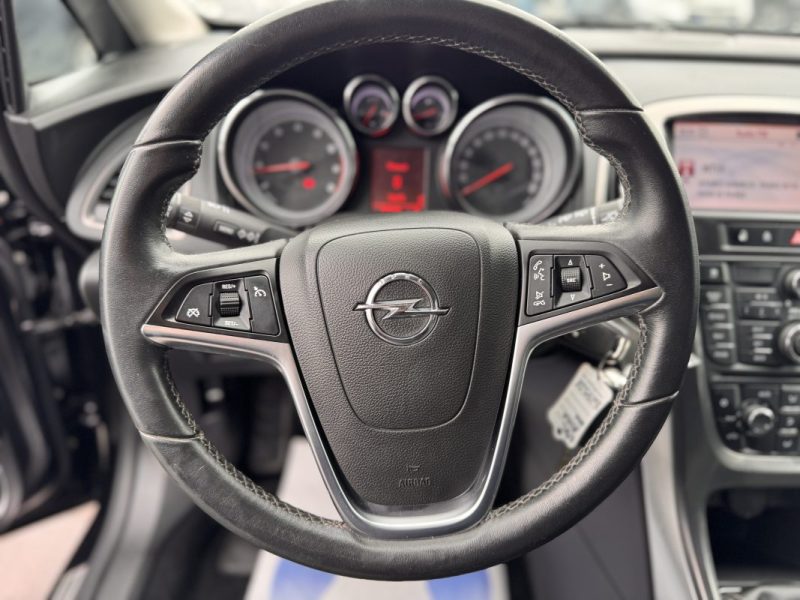 OPEL ASTRA 1.4 TURBO 140 Connect