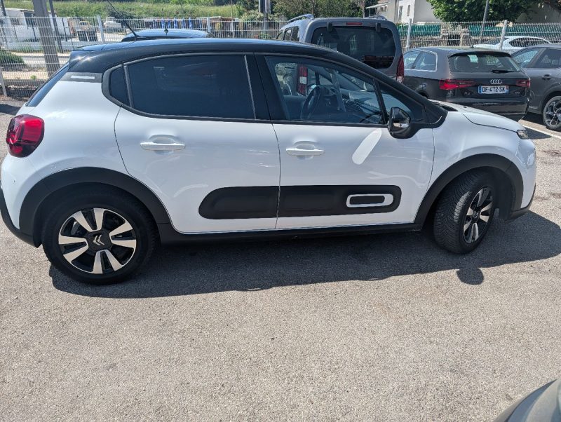 Citroen c3 ii 1.2 puretech 110ch shine 56.000kms excellent etat bm6 apple car play camera de recul e
