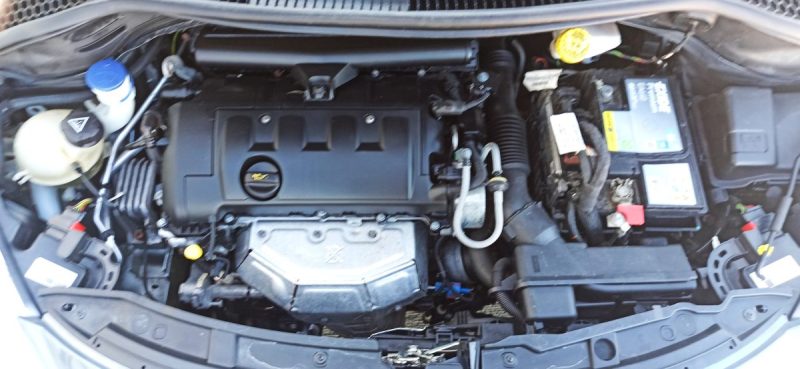 PEUGEOT  207 1.4 SPORT 5P 1ER MAIN GARANTIE 6MOIS