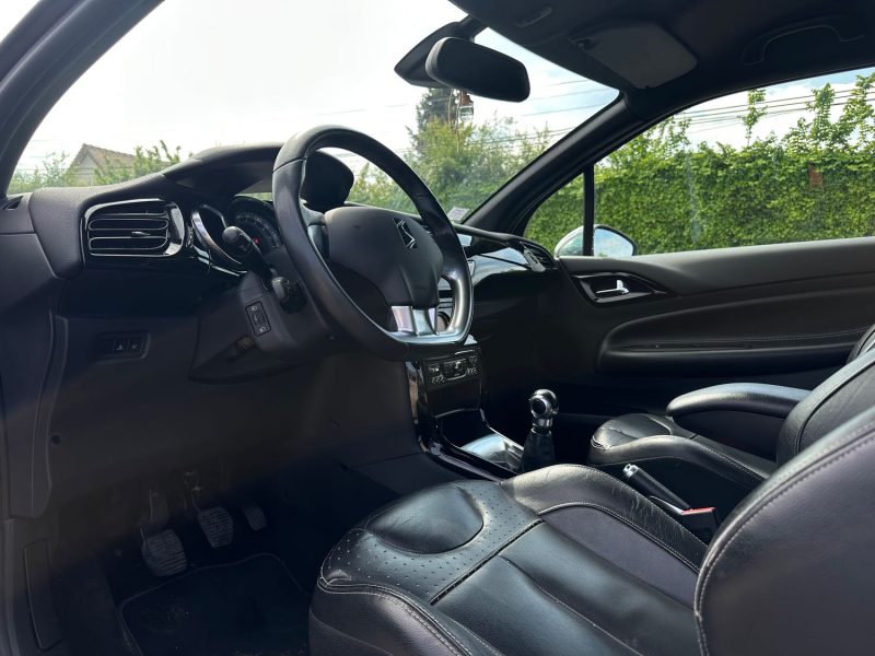 CITROEN DS3 1.6 HDI 90 SO CHIC 2012