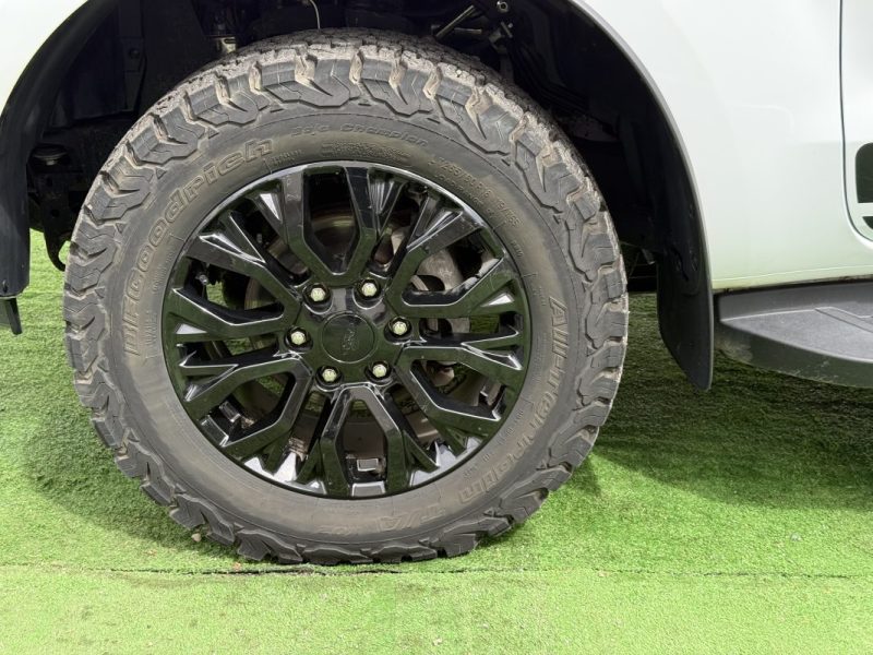 FORD RANGER  2.0 TDCI 213CH SUPER CAB STORMTRAK BVA10 ATTELAGE ORIGINE FRANCE GARANTIE 6 MOIS 