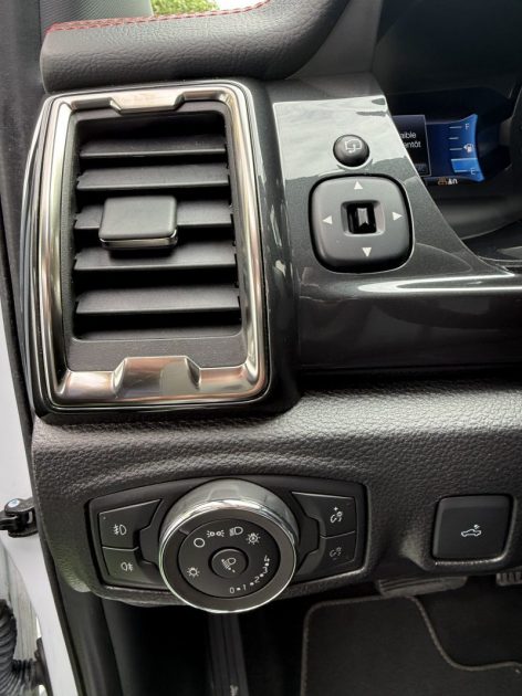 FORD RANGER  2.0 TDCI 213CH SUPER CAB STORMTRAK BVA10 ATTELAGE ORIGINE FRANCE GARANTIE 6 MOIS 