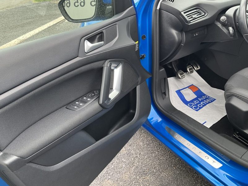PEUGEOT  308  1,5 BLUE-HDI 130 CV ALLURE PACK  *CAMÉRA DE RECUL - BOÎTE 6 VITESSES 
