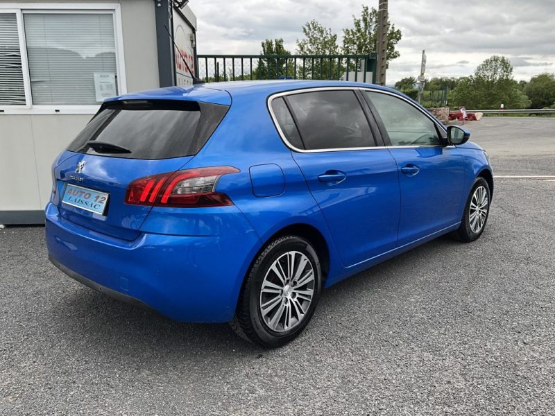 PEUGEOT  308  1,5 BLUE-HDI 130 CV ALLURE PACK  *CAMÉRA DE RECUL - BOÎTE 6 VITESSES 