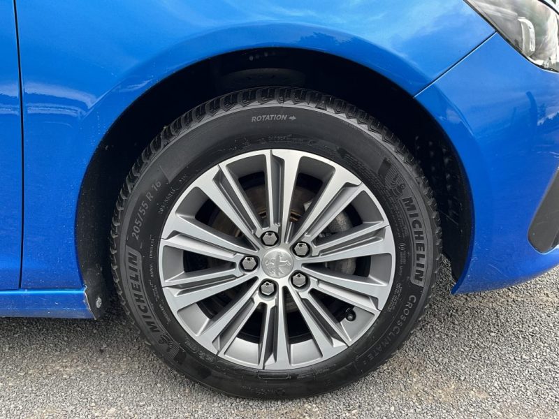 PEUGEOT  308  1,5 BLUE-HDI 130 CV ALLURE PACK  *CAMÉRA DE RECUL - BOÎTE 6 VITESSES 