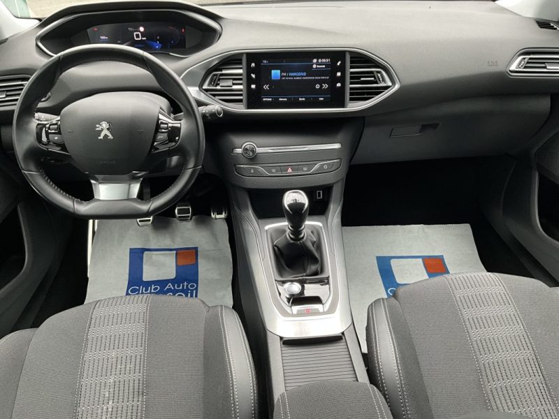 PEUGEOT  308  1,5 BLUE-HDI 130 CV ALLURE PACK  *CAMÉRA DE RECUL - BOÎTE 6 VITESSES 