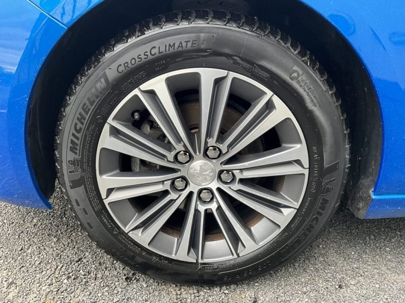 PEUGEOT  308  1,5 BLUE-HDI 130 CV ALLURE PACK  *CAMÉRA DE RECUL - BOÎTE 6 VITESSES 