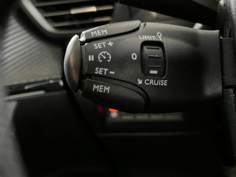 🚗 PEUGEOT 2008 II e-2008 138ch ⚡ ⚙️ 📱 CarPlay 📷 Caméra de recul 🧭 GPS 🪑 Semi cuir 🛡️ Garantie