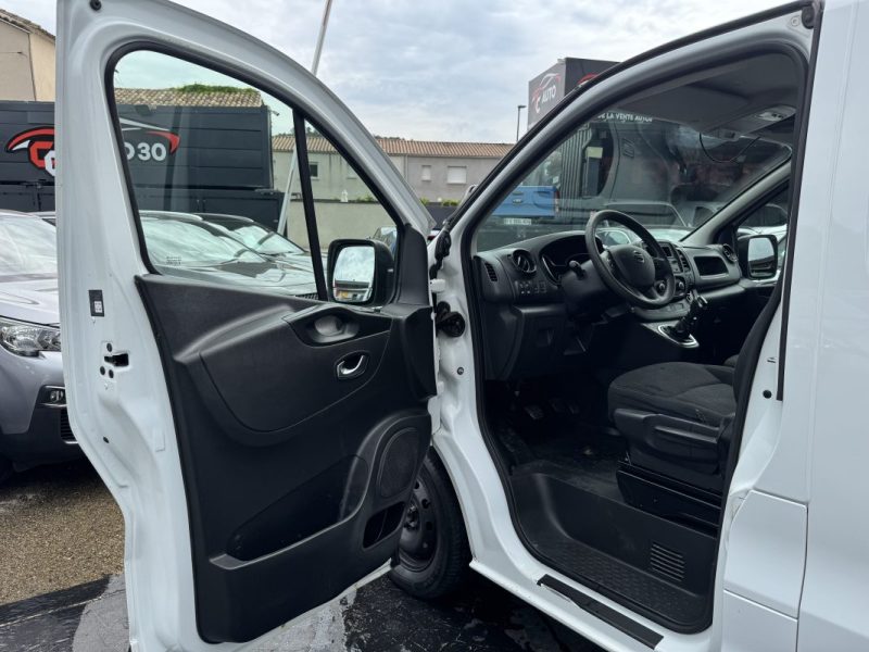 NISSAN NV300 L1H1 3T0 2.0 DCI 145CH S/S TEKNA 2021
