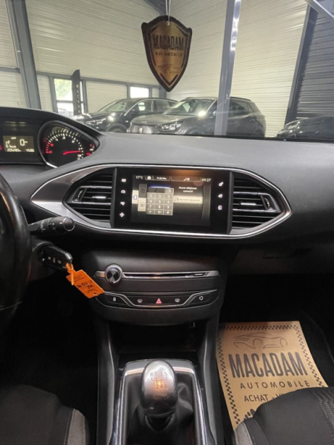 PEUGEOT 308 1.6 HDI 120 STYLE 2015 BVM6