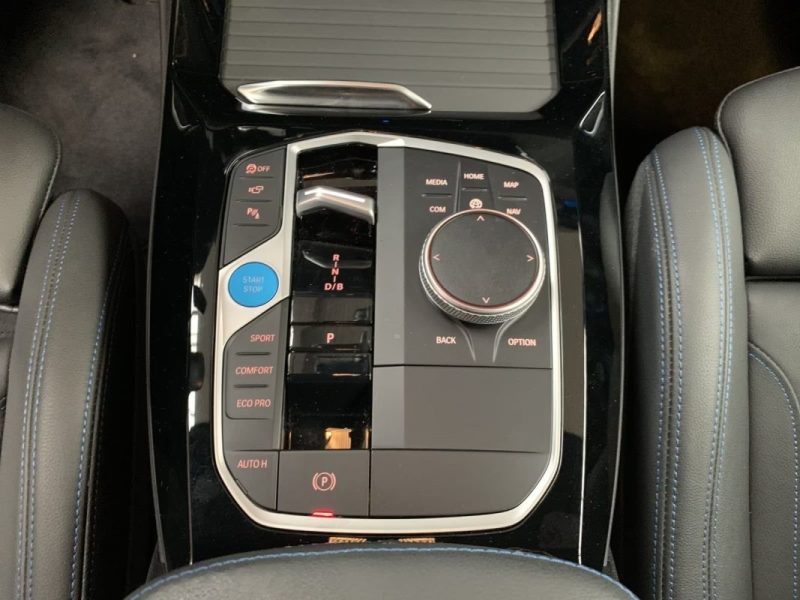 Bmw IX3 M SPORT – 286CH • HUD • HARMAN KARDON • TOIT PANO • GARANTIE
