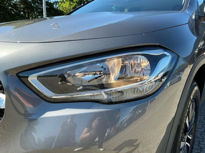 Mercedes GLA 250E  PROGRESSIVE LINE • Distronic • Attelage • 1ère main