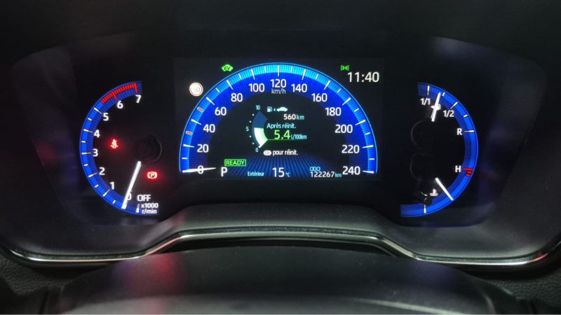 TOYOTA COROLLA TOURING SPORTS 122cv DYNAMIC BUSINESS/1 ERE MAIN/TVA RECUPERABLE