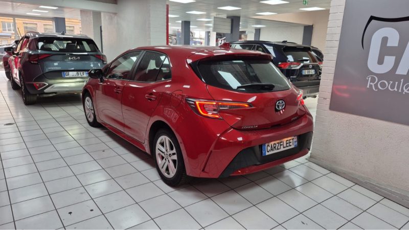 TOYOTA COROLLA BERLINE HYBRIDE 122cv DYNAMIC BUSINESS/1 ERE MAIN/TVA RECUPERABLE