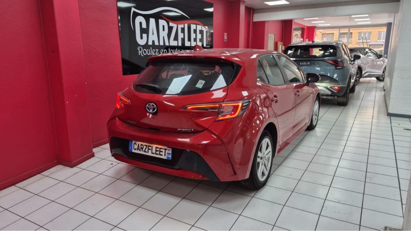 TOYOTA COROLLA BERLINE HYBRIDE 122cv DYNAMIC BUSINESS/1 ERE MAIN/TVA RECUPERABLE